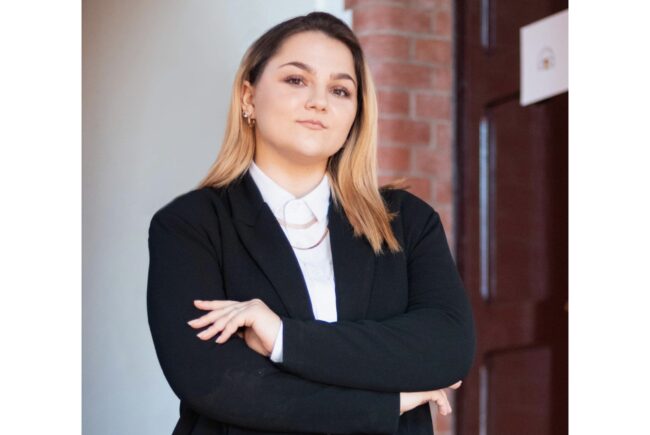 CFC1C5BC-A526-40FD-9376-FDA98F9B658E